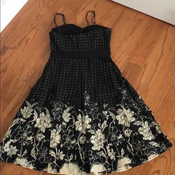 Forever21 Black/cream dress size Small - Picture 3 of 4
